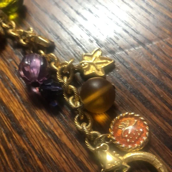 Stunning vintage charm bracelet - Picture 5 of 9